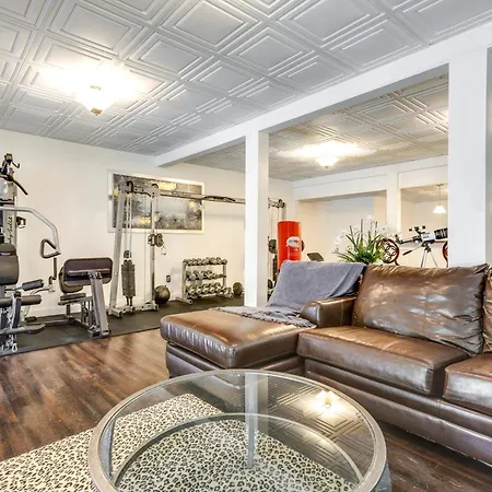 Charming Worcester Retreat With Private Pool!